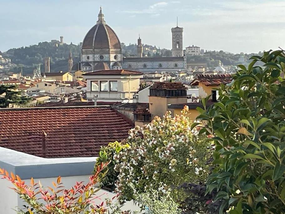 Caterina De' Medici Luxury Attic With Terrace And Parking Apartamento Florença